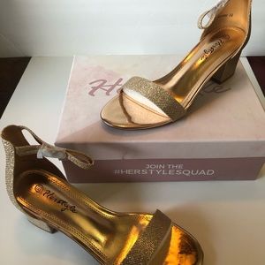 Herstyle Sunday pumps